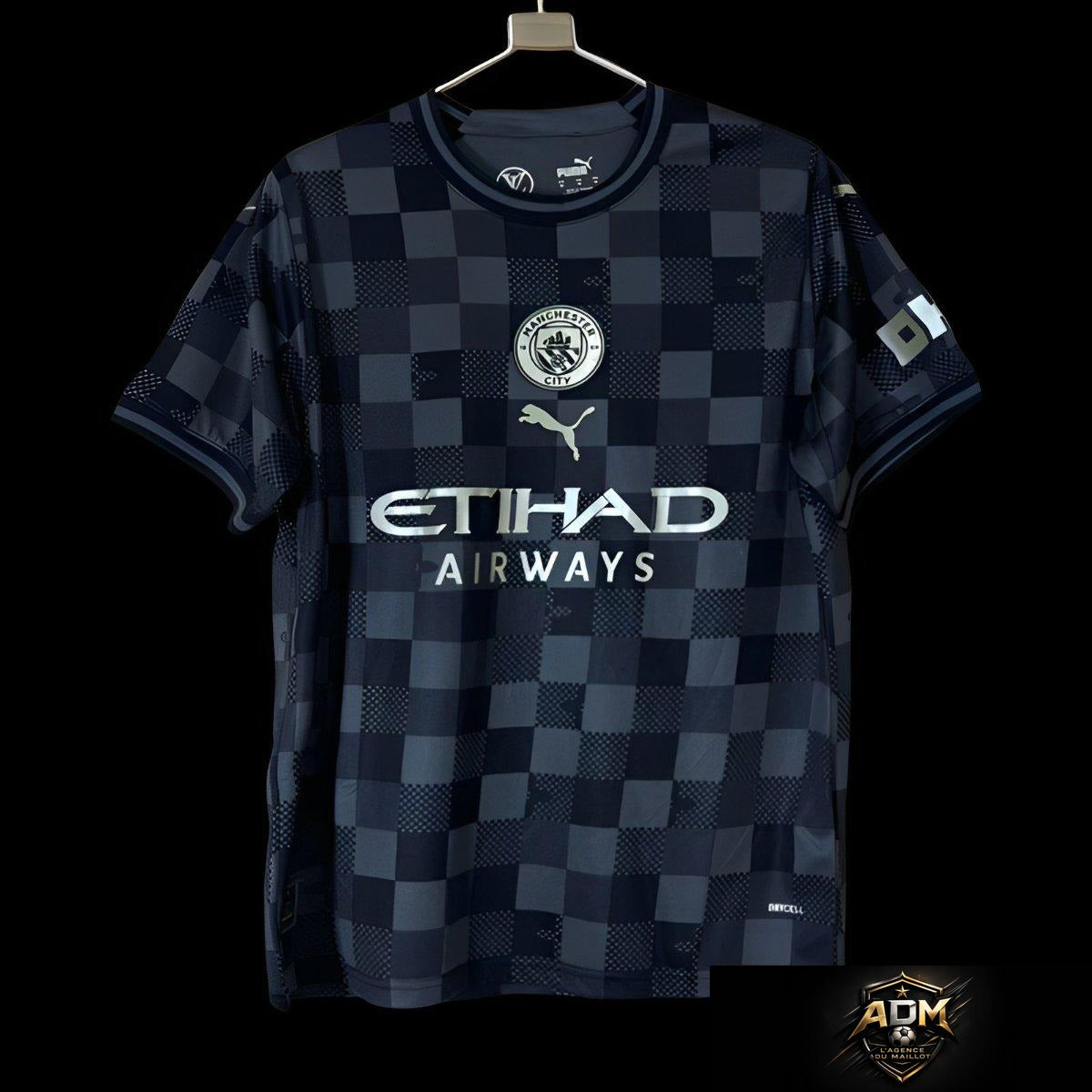 f4f904d08bb6eba16a20d15d.jpg