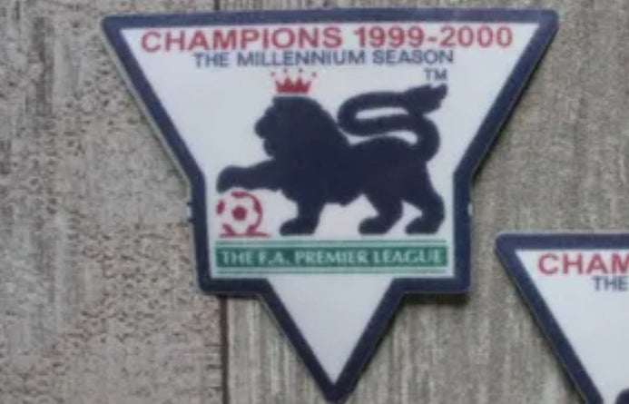 PATCH / ÉCUSSON CHAMPIONS 1999/2000